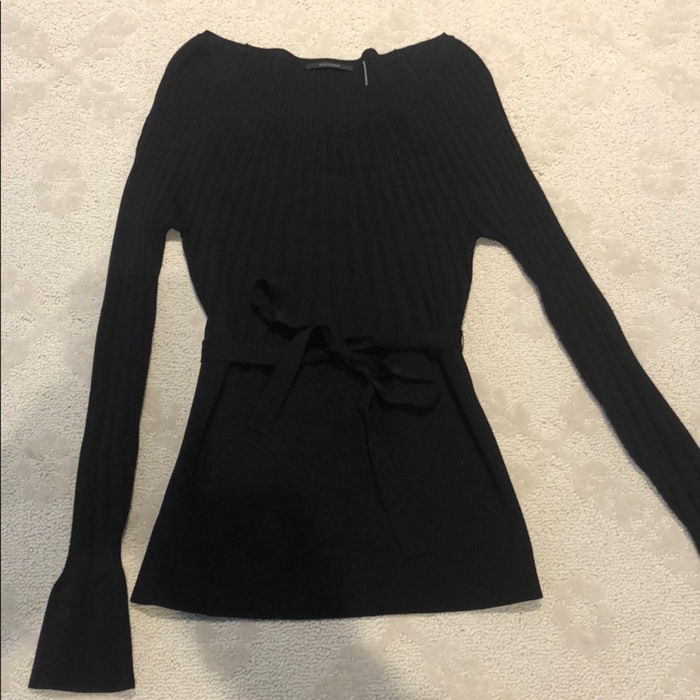 Black Eli Tahari sweater size large